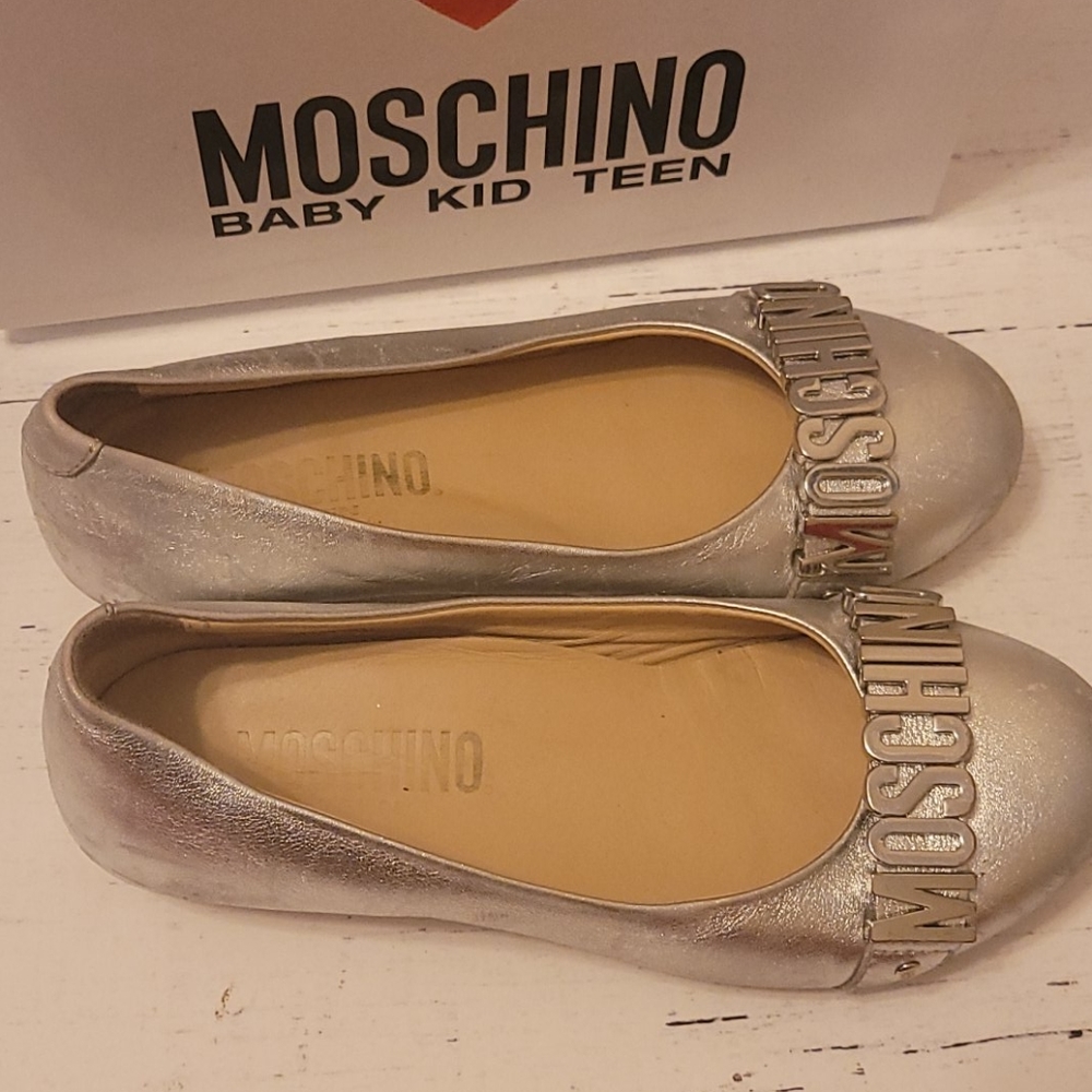 Authentic Moschino Girl shoes - Picture 2 of 5